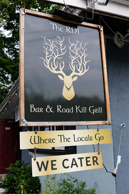 napanoch-running-deer-inn-wild-game-burgers-comfort-food-02