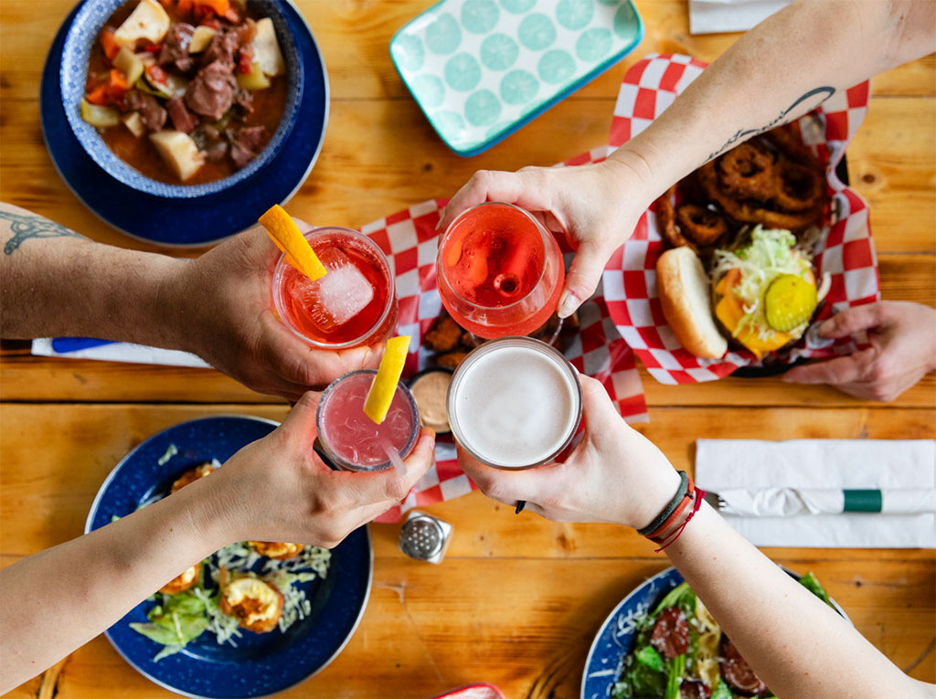 napanoch-running-deer-inn-wild-game-burgers-comfort-food-08